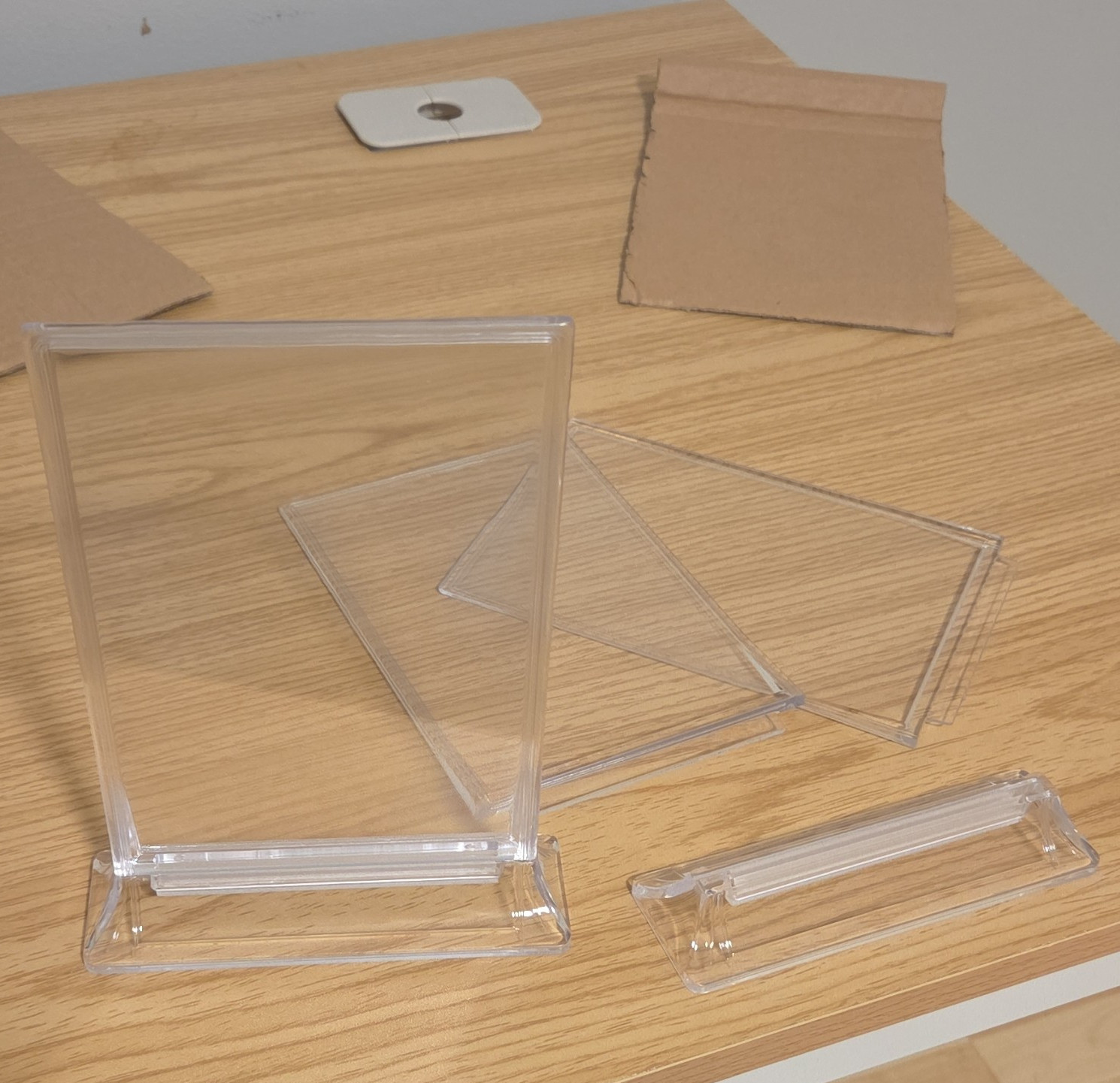 Box Of 20 7 X 4.5in Tabletop Display for Business Advertising Promotion Specials